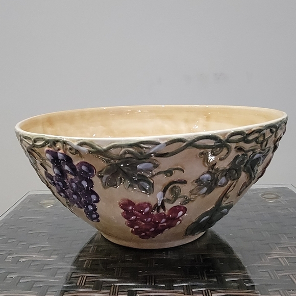 Noble Excellence-Meritage Serve Bowl-L - Picture 2 of 3
